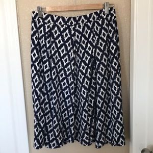 LuLaRoe Madison Skirt Navy and White Ikat M